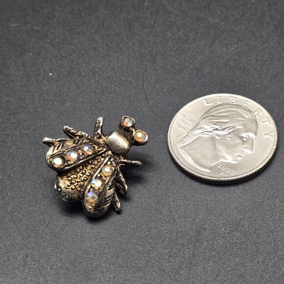 AJC Insect Fly Brooch Bronze Tone Aurora Borealis Rhinestone Vintage Bug Jewelry - Picture 2 of 7